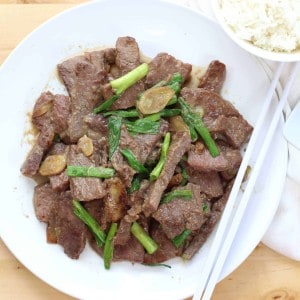 Stir Fry Beef with Ginger and Scallions