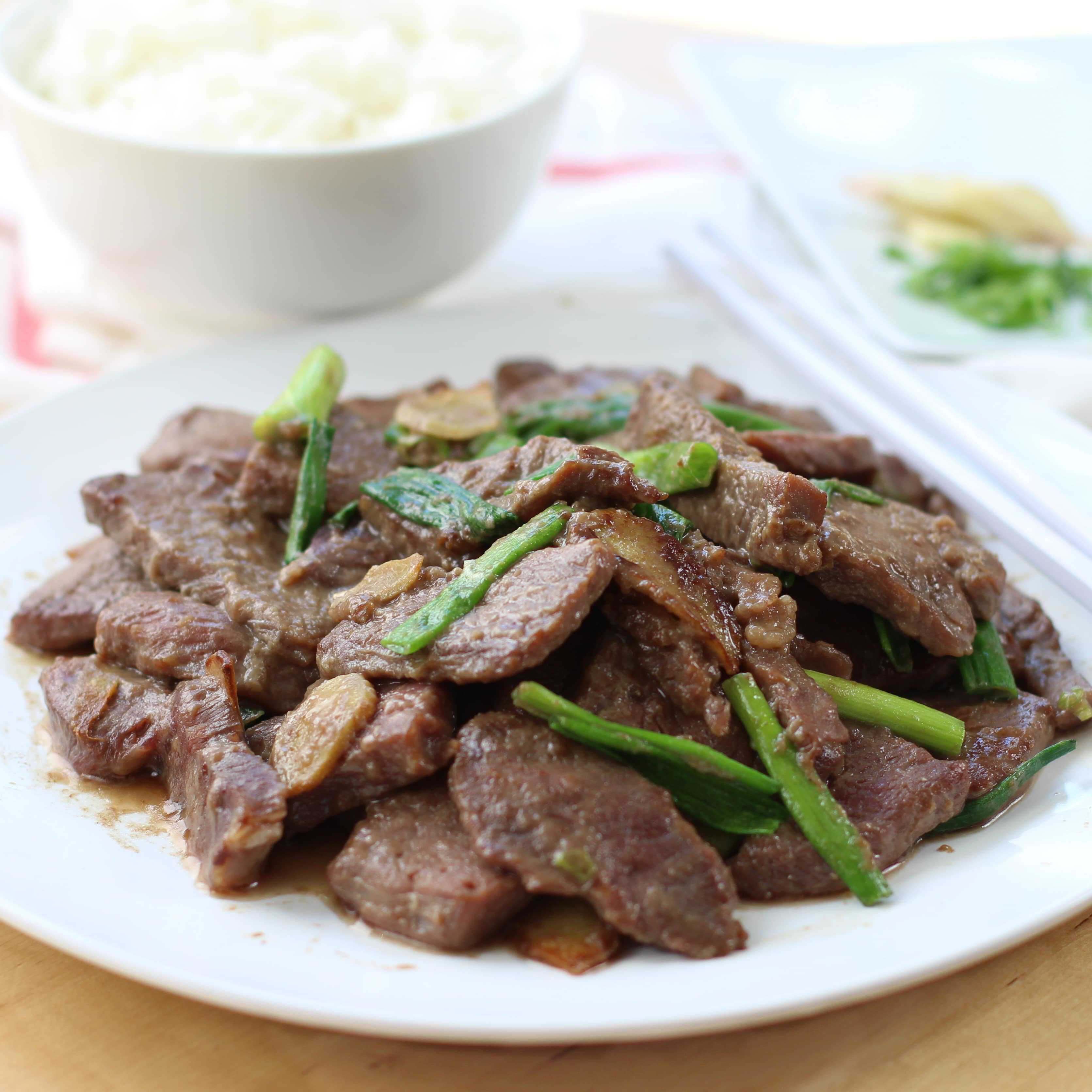 Stir Fry Beef with Ginger and Scallions