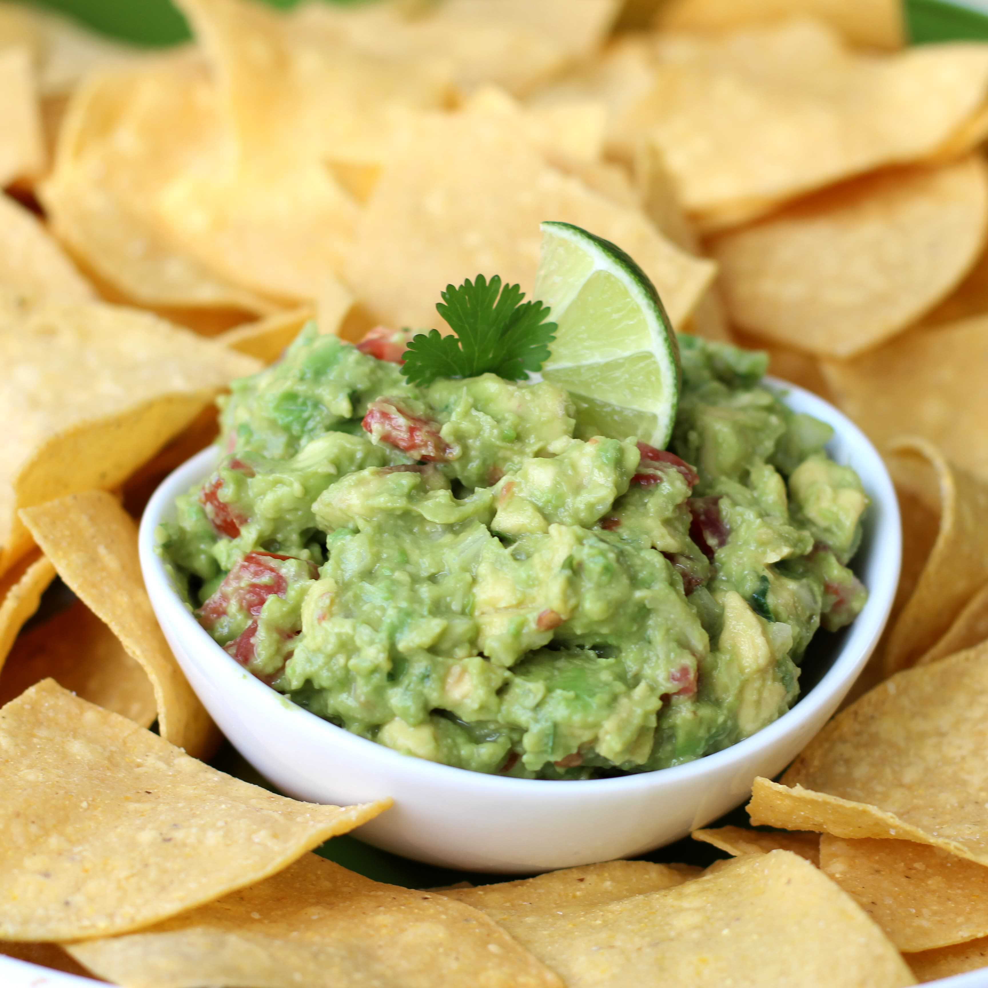 Homemade Chunky Guacamole