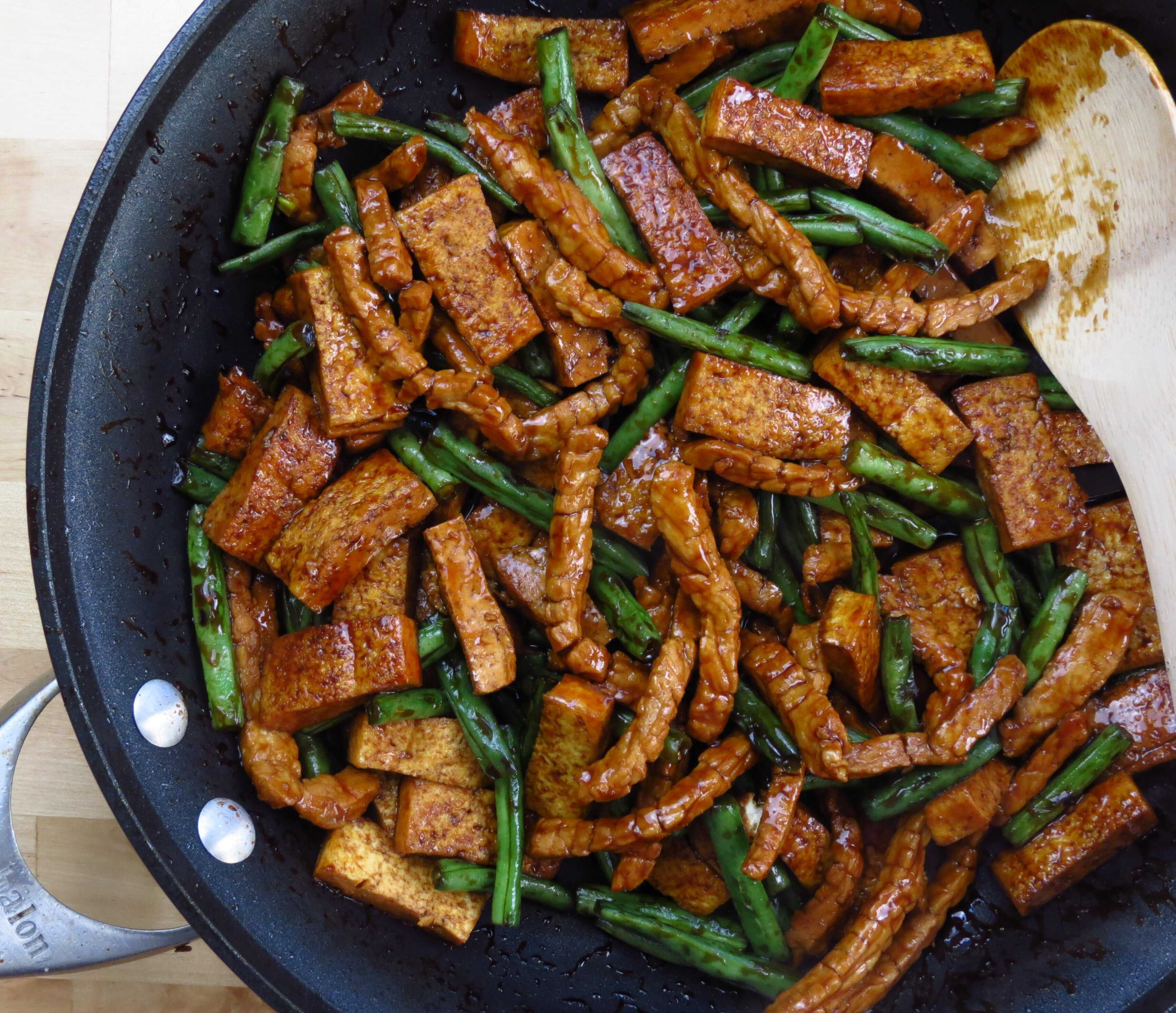 8 Tips to a Great Stir Fry: Honey Soy Tofu, Green Beans and Pork Stir Fry