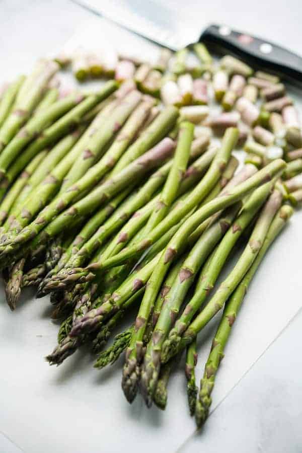 Cutting stems of asparagus