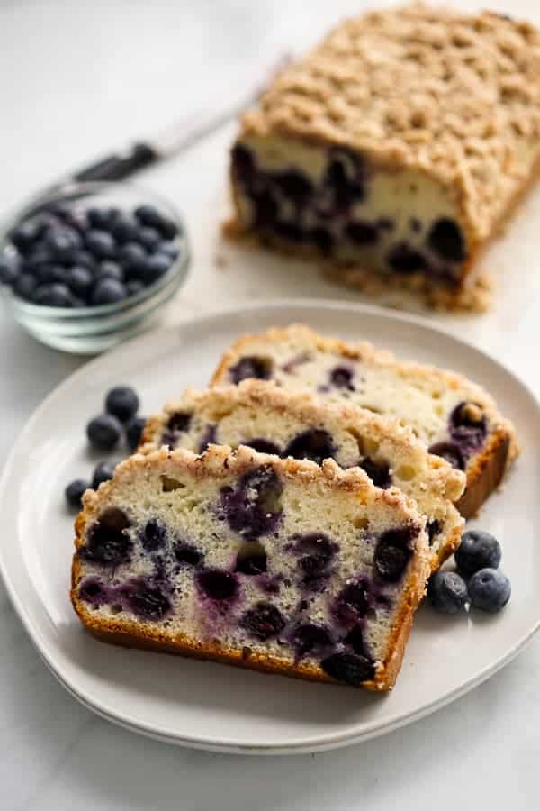 Blueberry Bread with Crumb Topping