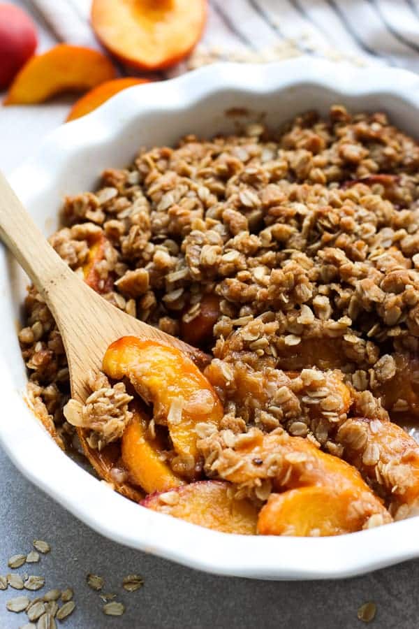 Easy Peach Crisp closeup