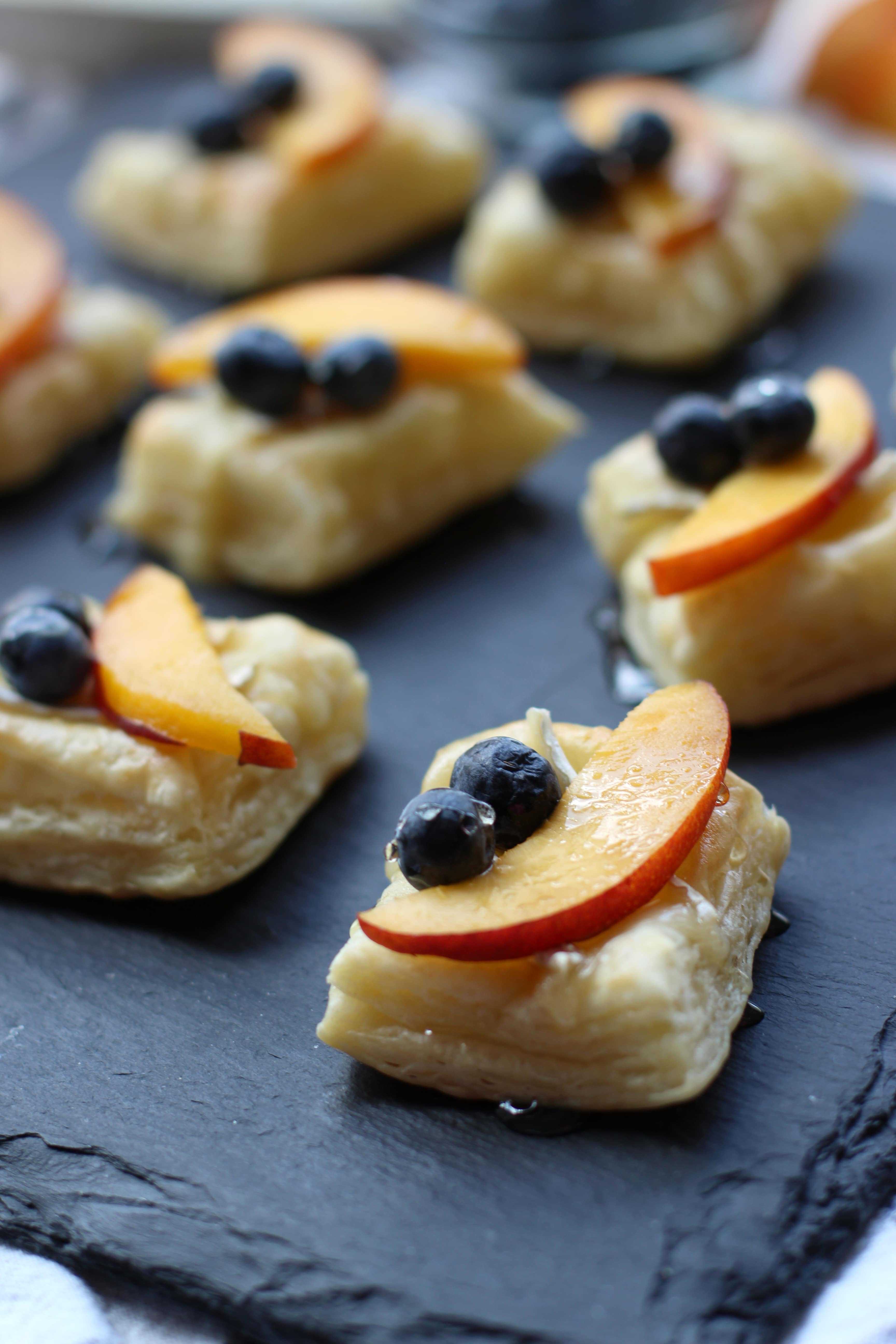 Nectarine and Blueberry Brie Bites