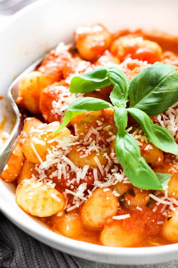 Tomato Basil Gnocchi (30 minutes only!) - Joyous Apron