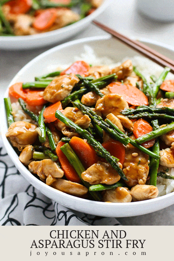 Chicken Asparagus Stir Fry - A healthy, light, quick and easy Chinese or Asian stir fry dish that is perfect for dinner and busy weeknights! Serves well with rice. Perfect for meal prep as well. via @joyousapron