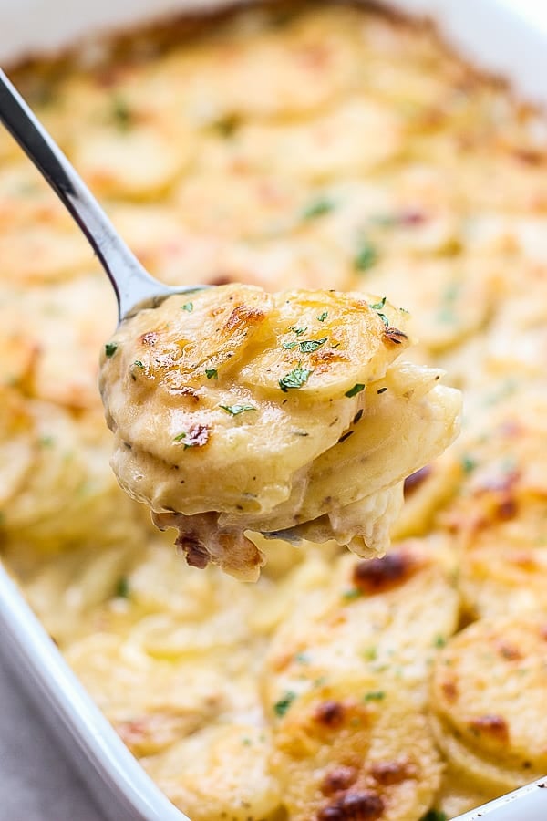 https://www.joyousapron.com/wp-content/uploads/2019/08/Cheesy-Garlic-Scalloped-Potatoes-Pic-5.jpg