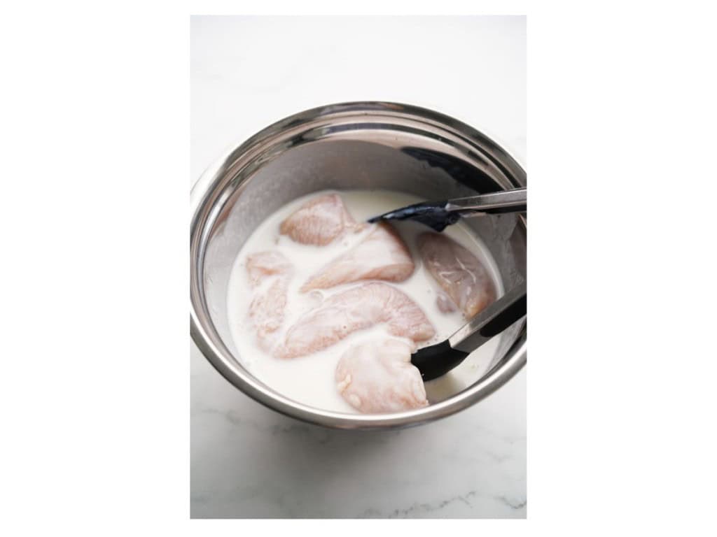Marinating chicken breast in buttermilk