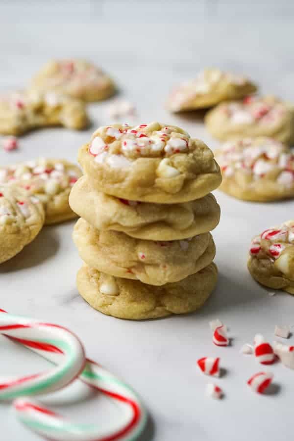 A stack of cookies with white chocolate and peppermint