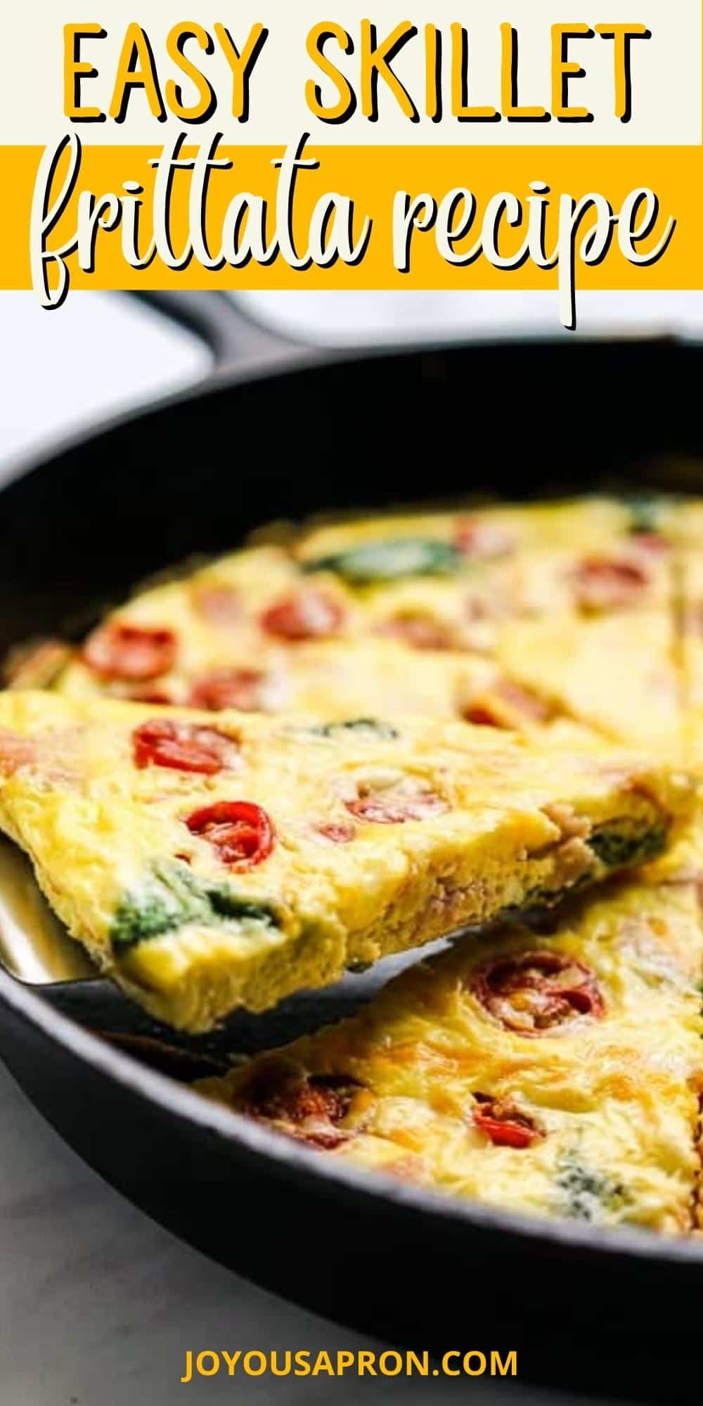 Easy Frittata Recipe - learn how to make egg frittata! Healthy, easy and delicious breakfast and brunch recipe made on a skillet, loaded with spinach, ham and tomatoes. via @joyousapron