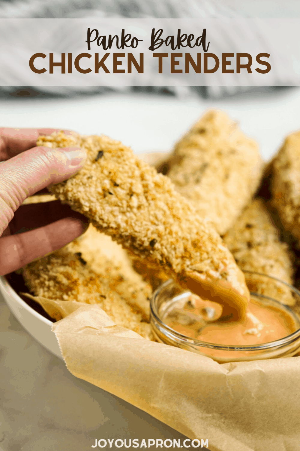 Panko Baked Chicken - crispy panko breaded chicken tenders that is flavorful, easy to make and much healthier than fried! A quick and delicious option for busy weeknights! Kid friendly. via @joyousapron