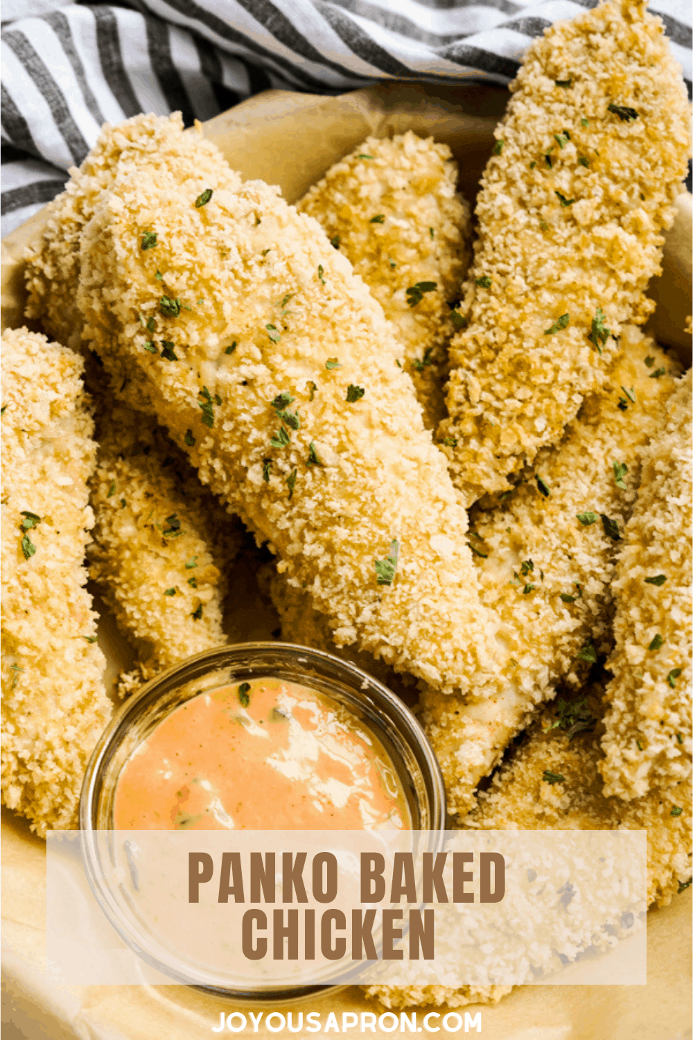 Panko Baked Chicken - crispy panko breaded chicken tenders that is flavorful, easy to make and much healthier than fried! A quick and delicious option for busy weeknights! Kid friendly. via @joyousapron