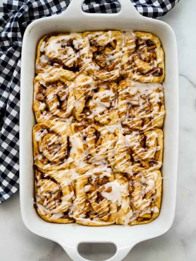 Cinnamon Rolls with Apple Pie Filling Story