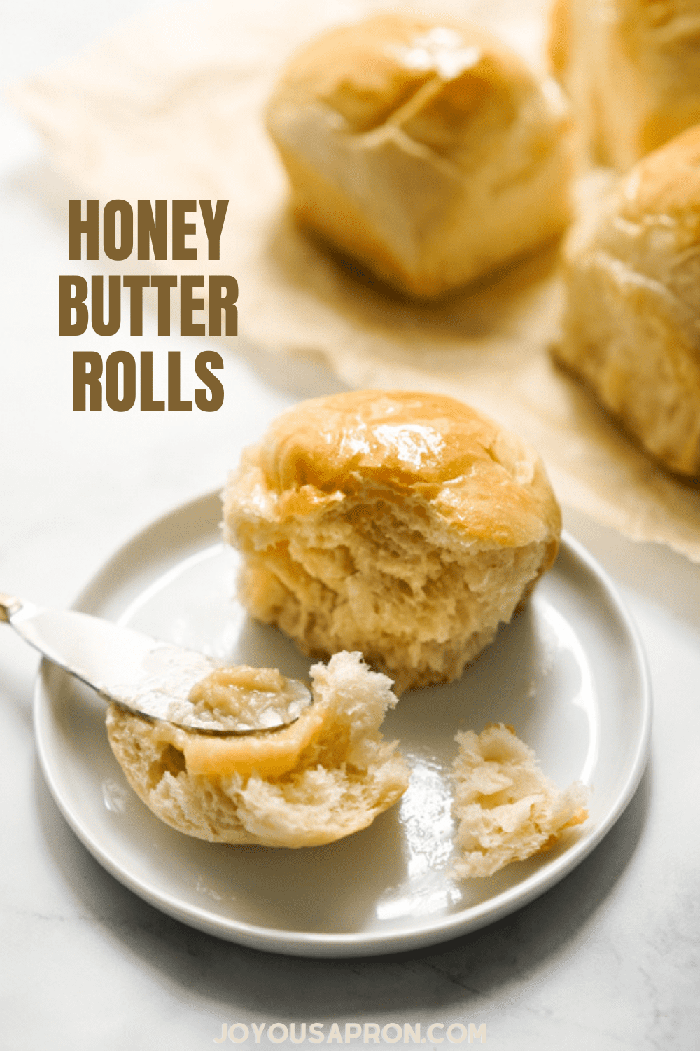 Honey Butter Rolls - these pull apart dinner yeast rolls are soft and fluffy, fresh and warm, topped with a sticky sweet and savory honey butter compound mixture. via @joyousapron
