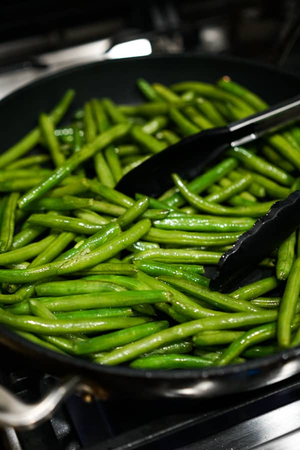Green beans in non-stick skillet