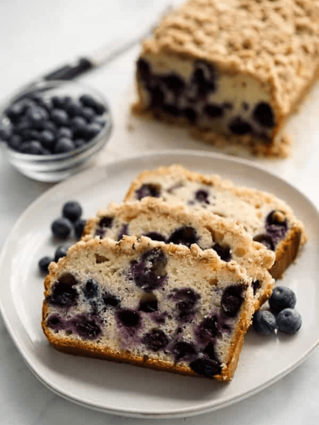 Blueberry Bread with Crumb Topping