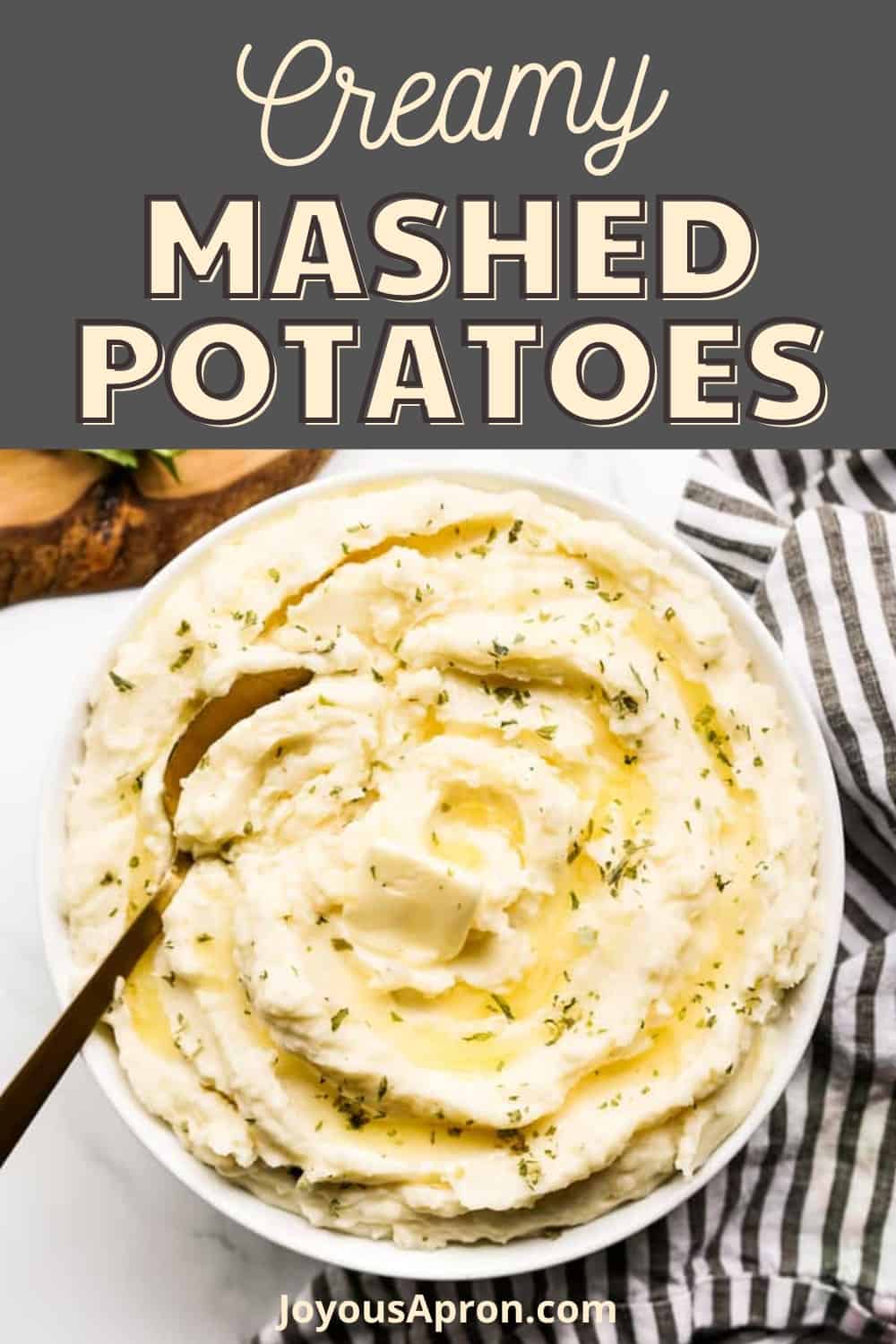 Creamy Mashed Potatoes - fluffy mashed potatoes made with heavy cream, seasoned salt and butter. This luxurious mashed potatoes is incredibly flavorful. The perfect side dish for Thanksgiving, Christmas and Easter holidays as well. via @joyousapron