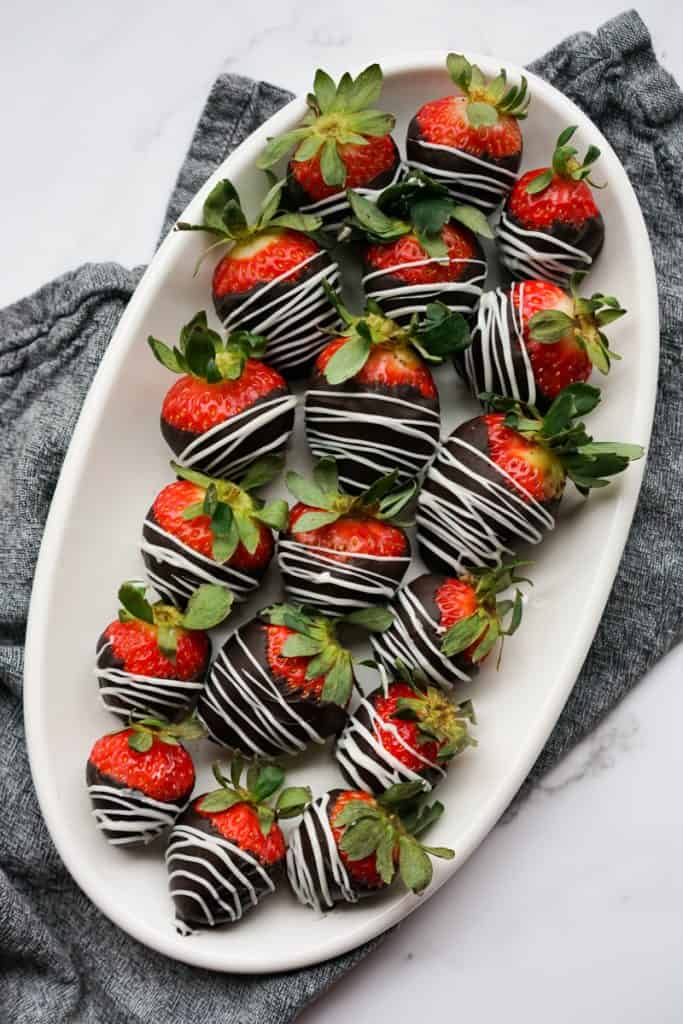 A platter of valentine's day chocolate covered strawberries