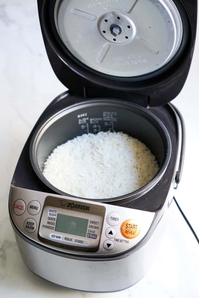 Cooked sushi rice in rice cooker