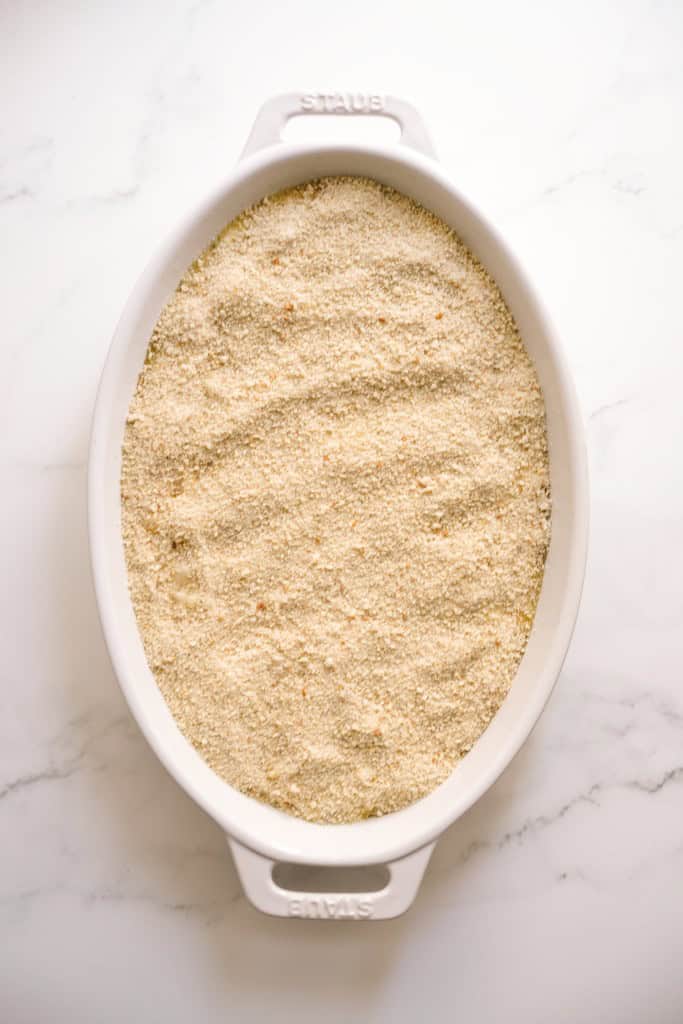 Macaroni and cheese with french onion topped with breadcrumbs