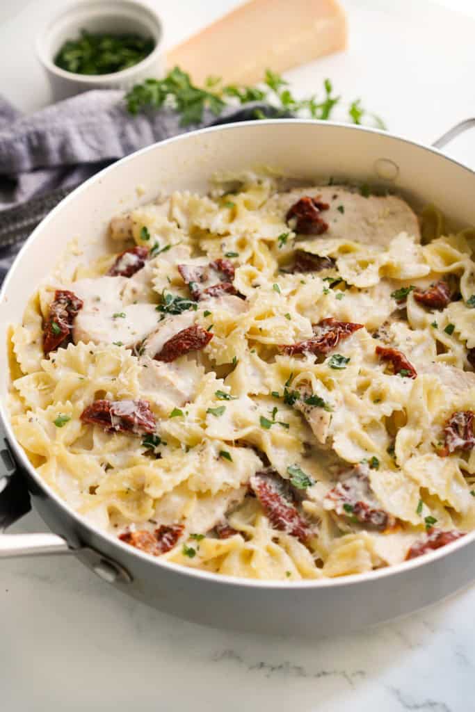 Bow tied pasta tossed in creamy sauce along with sundried tomatoes and chicken breast. 