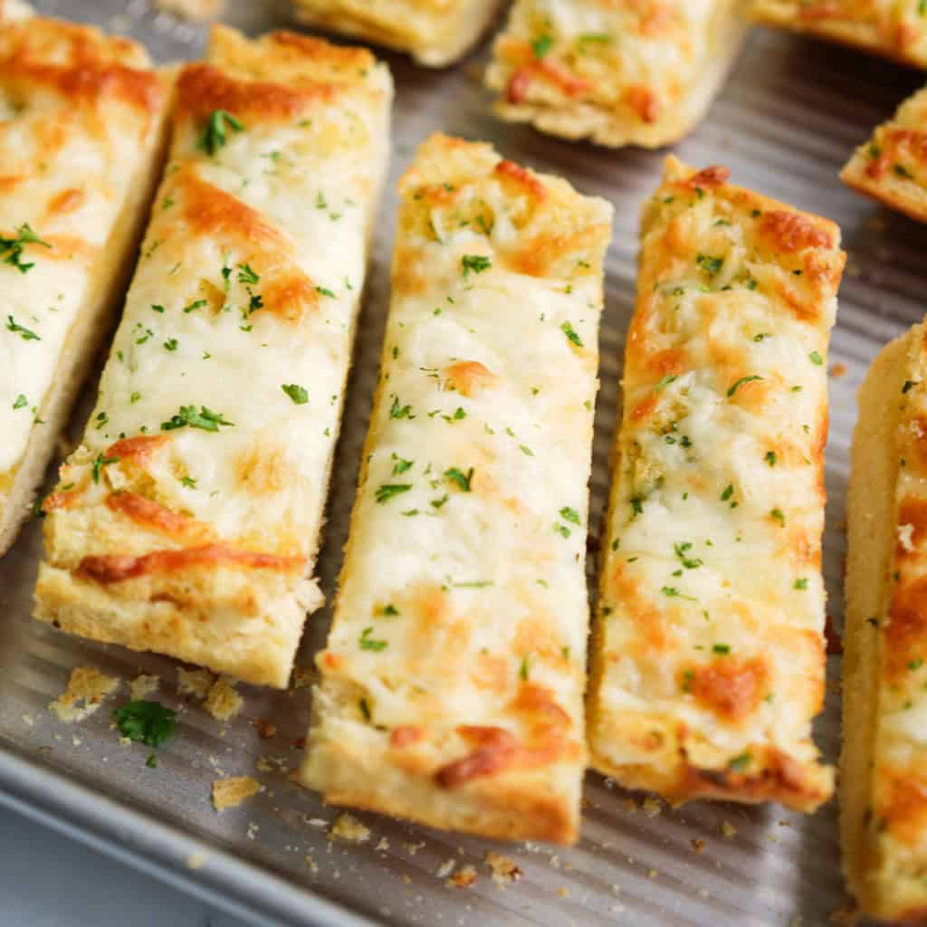 Sliced cheesy garlic bread